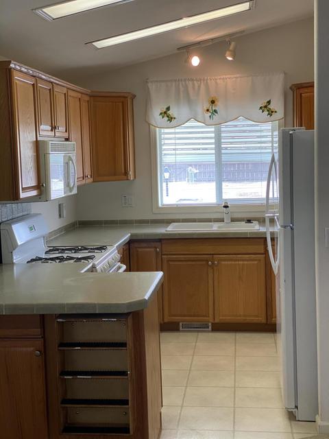 314 Albert Ave #29, Exeter, CA 93221 photo 3