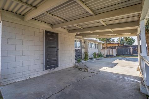 206 Plum Dr, Exeter, CA 93221 photo 3