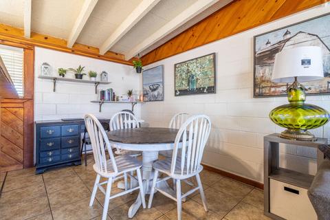 206 Plum Dr, Exeter, CA 93221 photo 8