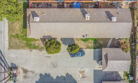 900 E Samoa St, Lindsay, CA 93247 photo 2