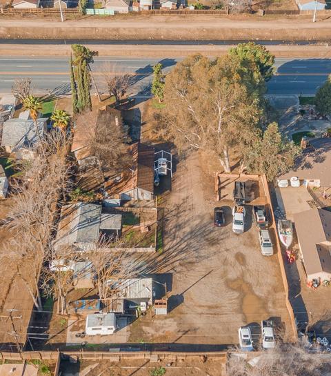212 S Mooney Blvd, Tulare, CA 93274 photo 3