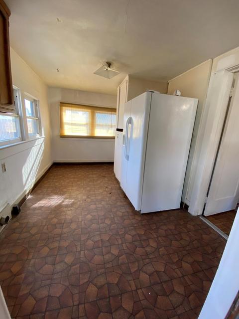 212 S Mooney Blvd, Tulare, CA 93274 photo 6
