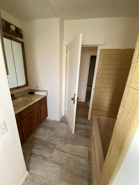 212 S Mooney Blvd, Tulare, CA 93274 photo 9