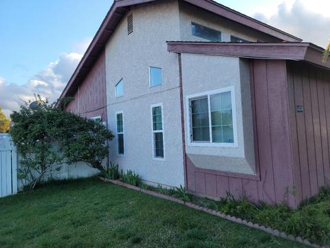 1474 E North Way, Dinuba, CA 93618 photo 2