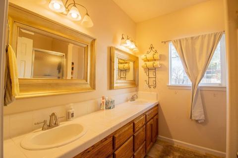 2934 E Pershing Ct, Visalia, CA 93292 photo 10