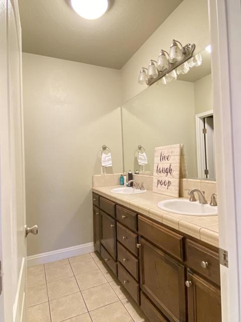 3413 E Grove Ave, Visalia, CA 93292 photo 22