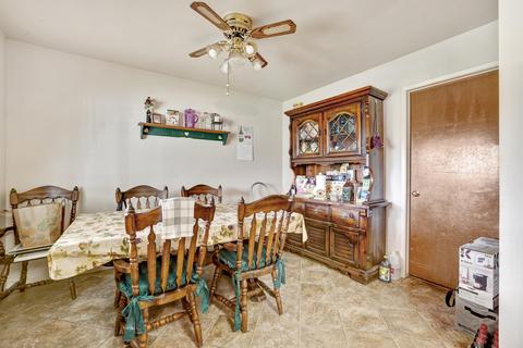 1186 W Marinette Ave, Exeter, CA 93221 photo 8