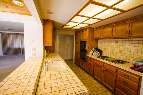 3241 E Westcott Ave, Visalia, CA 93292 photo 12