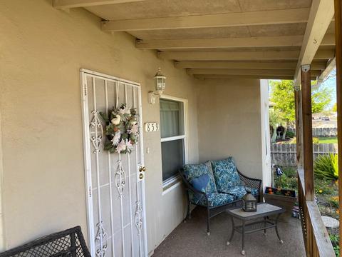 859 E Apricot Ave, Tulare, CA 93274 photo 6