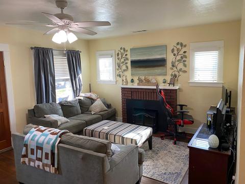 859 E Apricot Ave, Tulare, CA 93274 photo 10