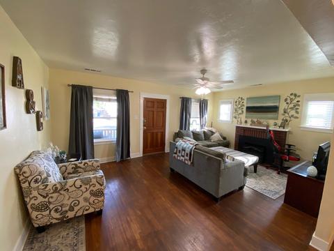859 E Apricot Ave, Tulare, CA 93274 photo 11