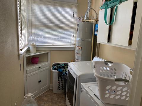 859 E Apricot Ave, Tulare, CA 93274 photo 15