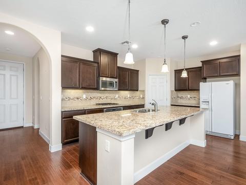 1038 Nation Way, Lemoore, CA 93245 photo 3