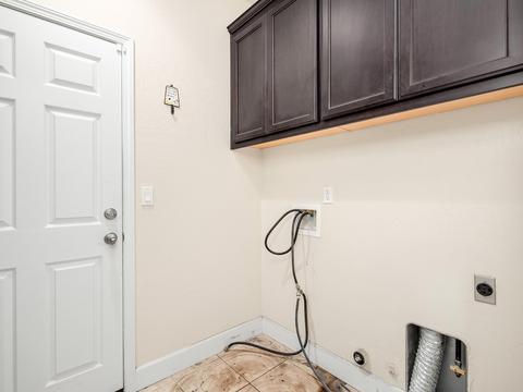 1038 Nation Way, Lemoore, CA 93245 photo 15
