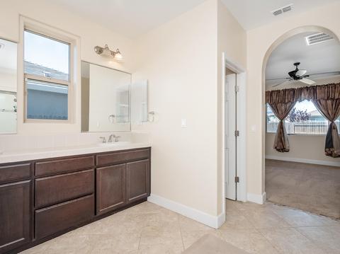 1038 Nation Way, Lemoore, CA 93245 photo 18