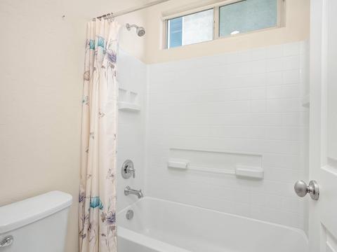 1038 Nation Way, Lemoore, CA 93245 photo 11