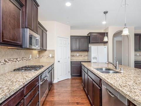1038 Nation Way, Lemoore, CA 93245 photo 2