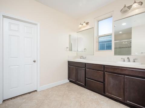 1038 Nation Way, Lemoore, CA 93245 photo 16