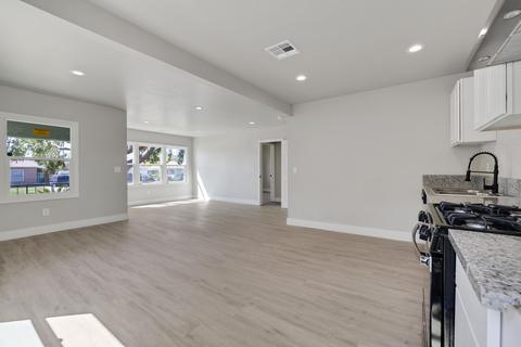 1000 3rd St, Bakersfield, CA 93304 photo 5