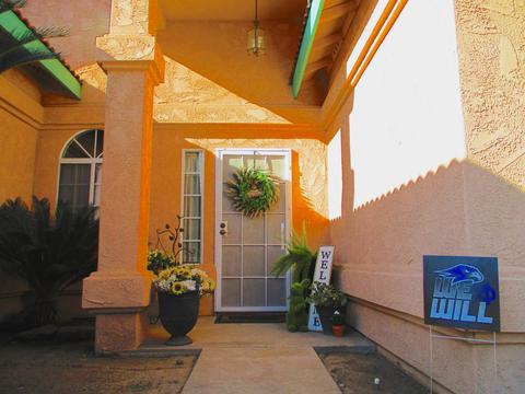 1290 E Fairview Ave, Tulare, CA 93274 photo 2