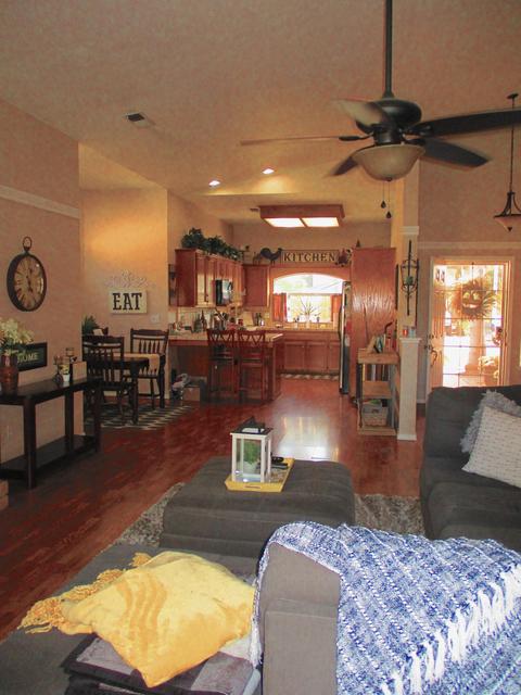 1290 E Fairview Ave, Tulare, CA 93274 photo 5