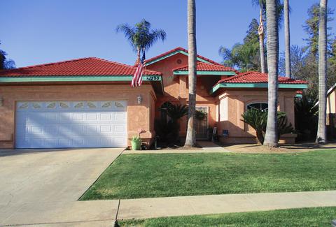 1290 E Fairview Ave, Tulare, CA 93274 photo 1