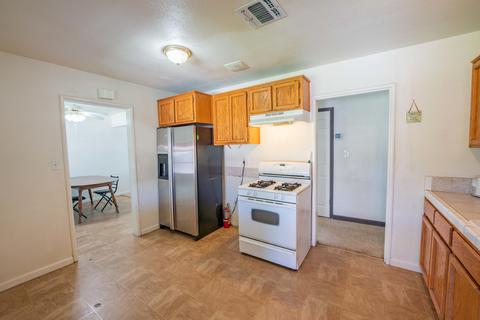 3208 E Stapp Ave, Visalia, CA 93292 photo 18
