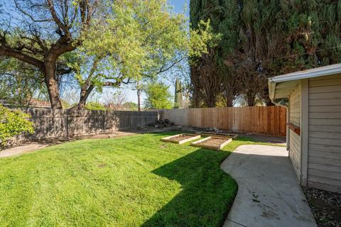3208 E Stapp Ave, Visalia, CA 93292 photo 27