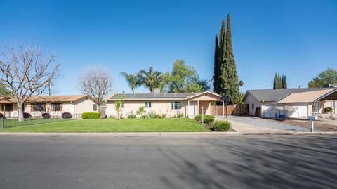 3208 E Stapp Ave, Visalia, CA 93292 photo 3