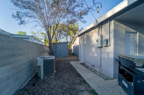 1017 E Beverly Dr, Tulare, CA 93274 photo 32
