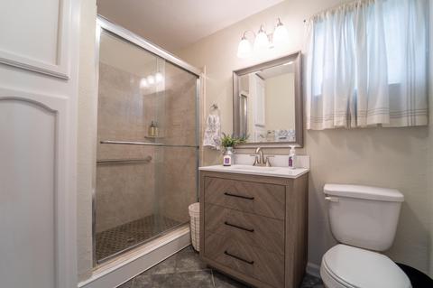 1017 E Beverly Dr, Tulare, CA 93274 photo 24