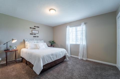 1017 E Beverly Dr, Tulare, CA 93274 photo 17