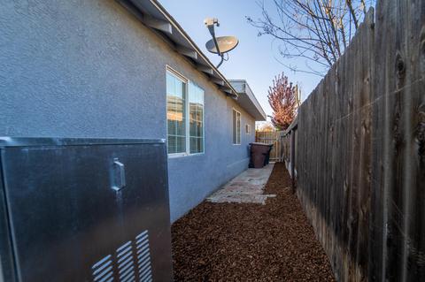 1017 E Beverly Dr, Tulare, CA 93274 photo 33