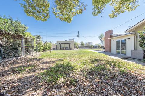 562 E Terrace Ave, Tulare, CA 93274 photo 47