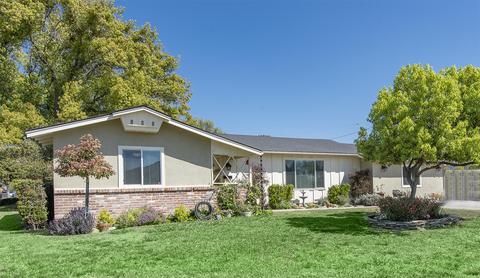 562 E Terrace Ave, Tulare, CA 93274 photo 1