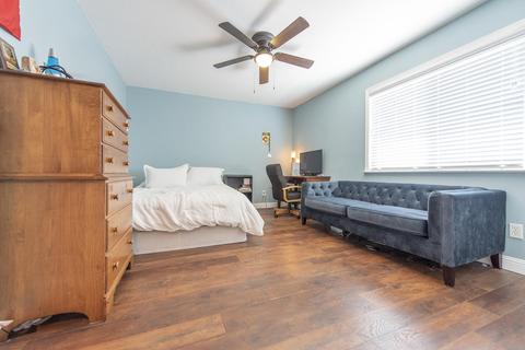 562 E Terrace Ave, Tulare, CA 93274 photo 44