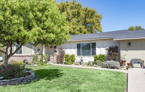 562 E Terrace Ave, Tulare, CA 93274 photo 6