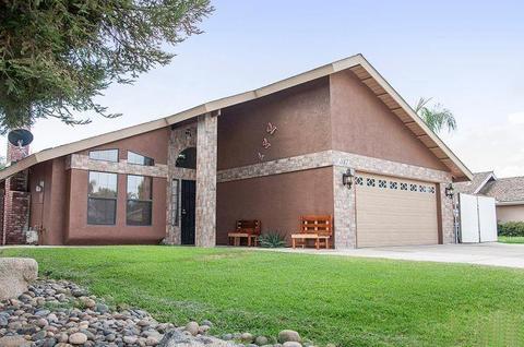 1187 E Fairview Ave, Tulare, CA 93274 photo 1