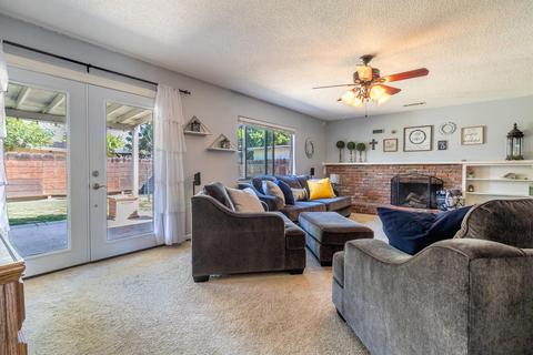305 Plum Dr, Exeter, CA 93221 photo 4