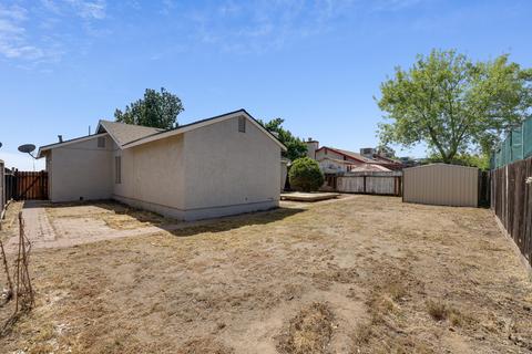 1922 E Douglas Ave, Visalia, CA 93292 photo 24