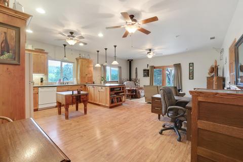 33785 Globe Dr, Springville, CA 93265 photo 42