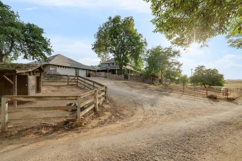 33785 Globe Dr, Springville, CA 93265 photo 64