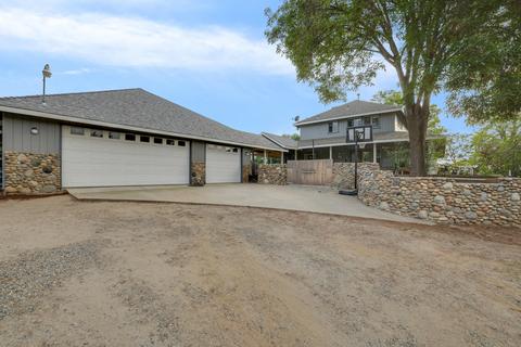 33785 Globe Dr, Springville, CA 93265 photo 1