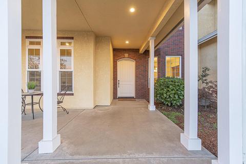 2411 E K Ave, Visalia, CA 93292 photo 3