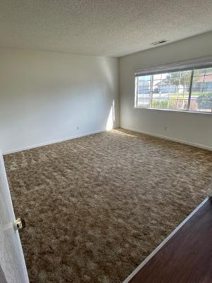 1912 E Alpine Ave, Tulare, CA 93274 photo 8