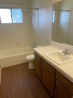 1912 E Alpine Ave, Tulare, CA 93274 photo 17