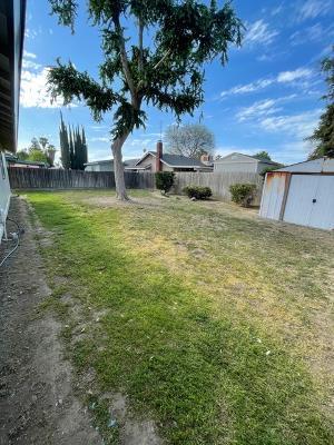 1912 E Alpine Ave, Tulare, CA 93274 photo 28
