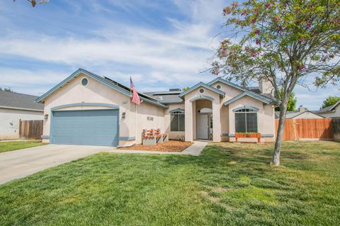 1462 Fir St, Lemoore, CA 93245 photo 2