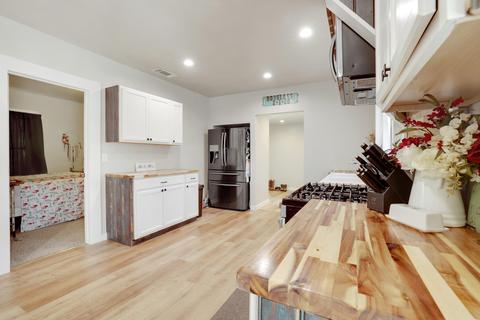 201 S D St, Exeter, CA 93221 photo 10