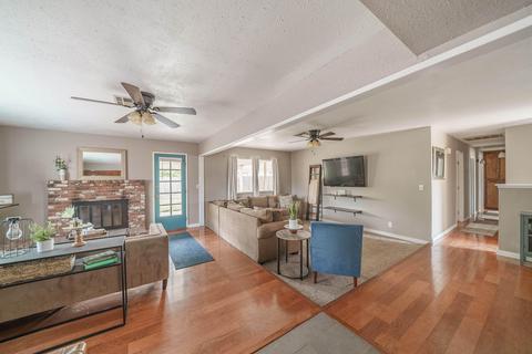 1315 E Carmelo Ave, Tulare, CA 93274 photo 13